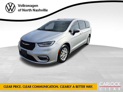 Used 2023 Chrysler Pacifica Touring-L