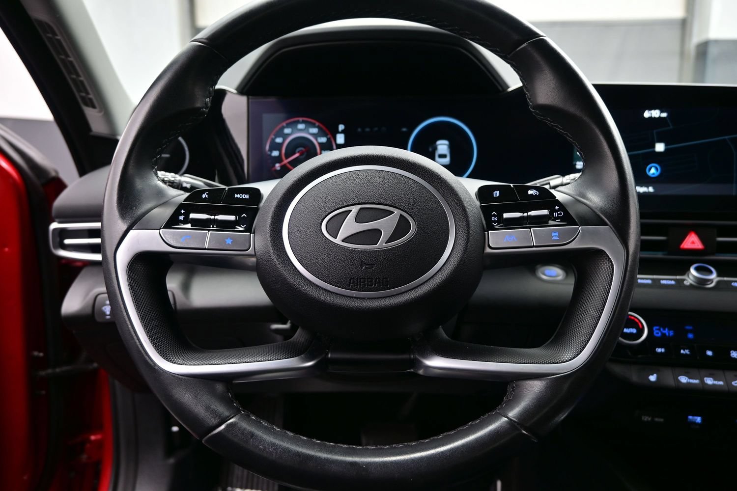 Certified 2024 Hyundai Elantra SEL w/ Convenience Package FWD image 23