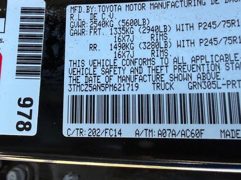 Used 2023 Toyota Tacoma SR5 w/ Technology Package AWD/4WD image 27