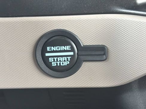 Used 2023 Ford Bronco Wildtrak AWD/4WD image 28