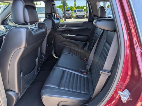 Used 2019 Jeep Grand Cherokee Limited X AWD/4WD image 15