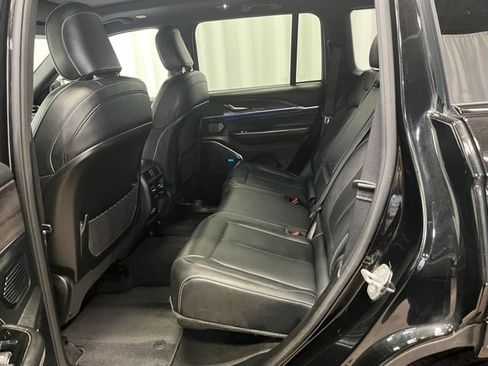 Used 2022 Jeep Grand Cherokee Overland image 26