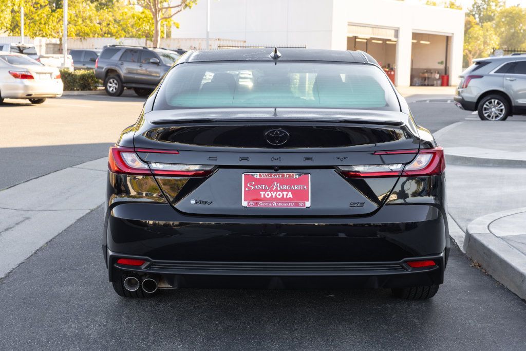 Certified 2026 Toyota Camry SE FWD image 6