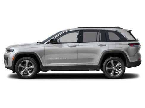 Used 2026 Jeep Grand Cherokee Limited AWD/4WD image 3