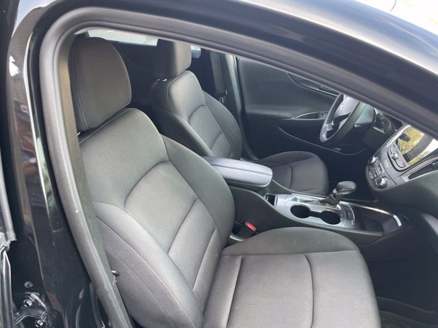 Used 2021 Chevrolet Malibu LT FWD image 41