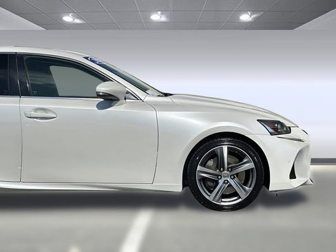 Used 2017 Lexus IS 200t w/ Navigation System Package image 32