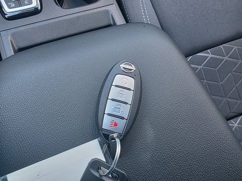 New 2026 Nissan Frontier SV w/ Tow Package image 31