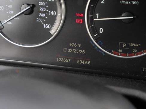 Used 2017 BMW X3 sDrive28i image 11