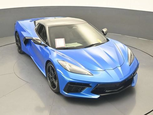 Used 2024 Chevrolet Corvette Stingray Convertible w/ 1LT RWD image 44