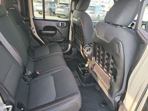Used 2022 Jeep Gladiator Mojave w/ Trailer Tow Package image 18