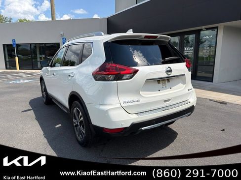 Used 2019 Nissan Rogue SV w/ Premium Package AWD/4WD image 10