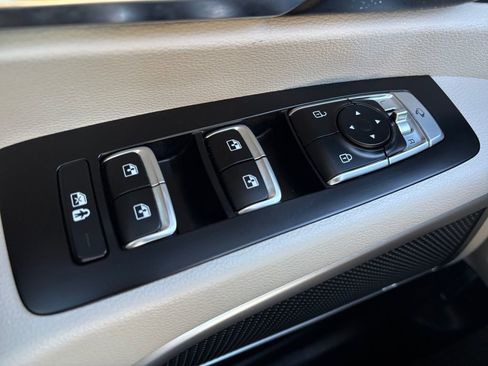 Used 2021 Kia Telluride EX w/ EX Premium Package image 11