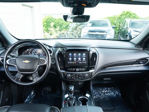 Used 2022 Chevrolet Traverse Premier AWD/4WD image 20