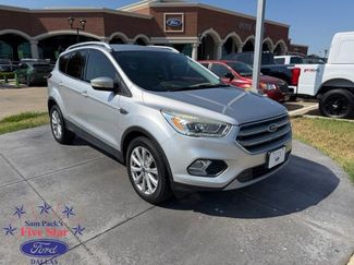 Used 2017 Ford Escape Titanium FWD video 1