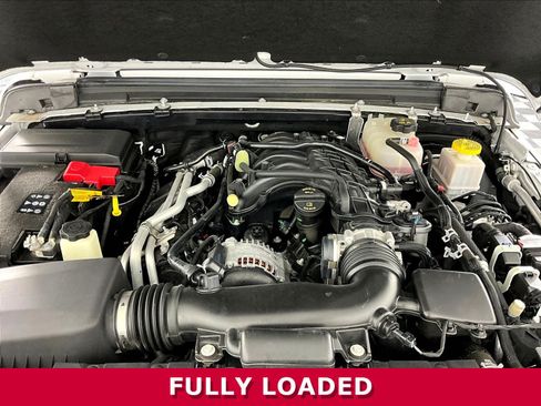 Used 2023 Jeep Gladiator Sport AWD/4WD image 29