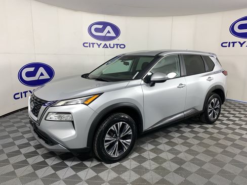 Used 2023 Nissan Rogue SV FWD image 7