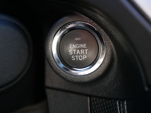 Used 2024 Subaru Forester Limited w/ Convenience Package image 29