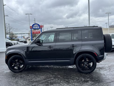 Used 2024 Land Rover Defender 110 S image 16