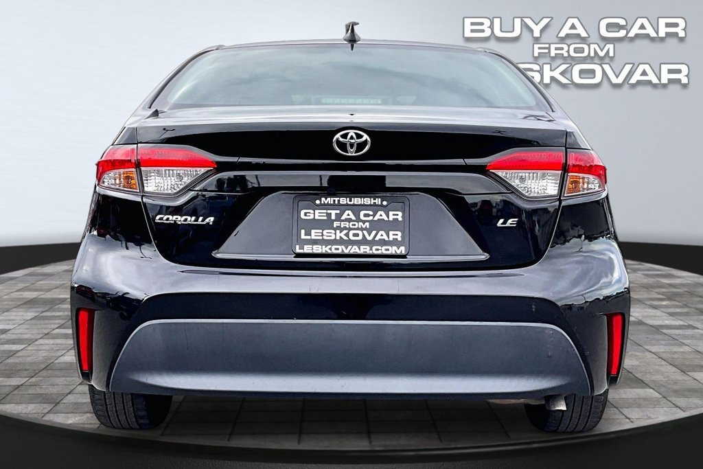 Used 2024 Toyota Corolla LE FWD image 4
