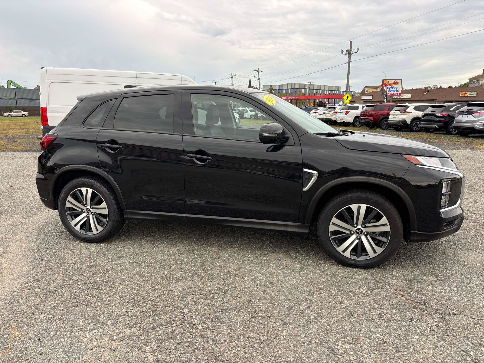 Used 2024 Mitsubishi Outlander Sport AWD image 4