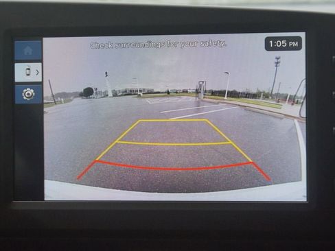Used 2025 Hyundai Elantra Sport FWD image 7