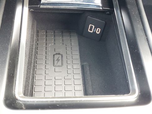 New 2026 Lincoln Corsair Premiere image 23