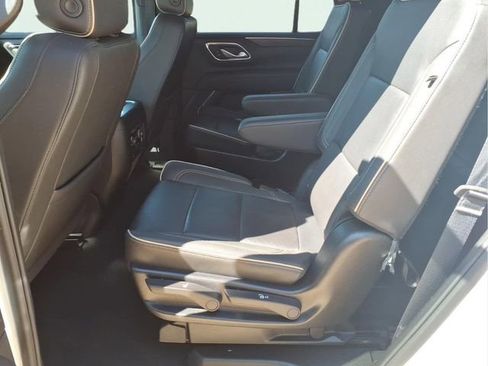 Used 2024 Chevrolet Tahoe Premier AWD/4WD image 21