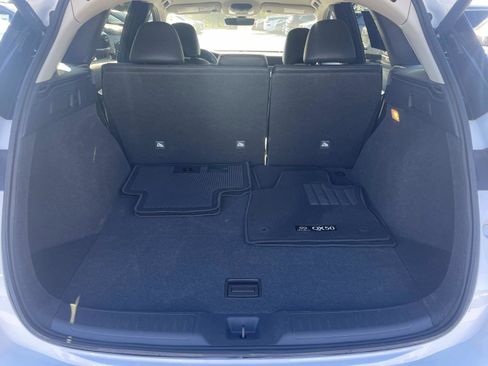Certified 2025 INFINITI QX50 Pure image 8