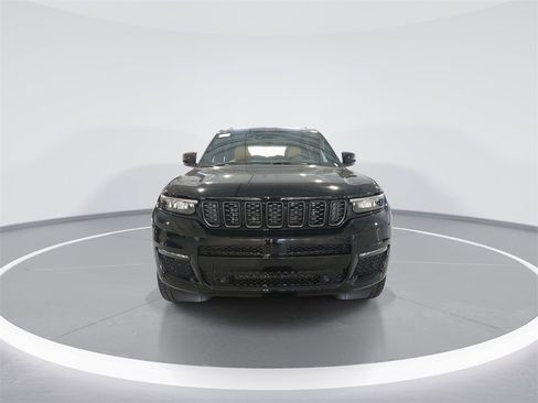 New 2025 Jeep Grand Cherokee L Summit image 3