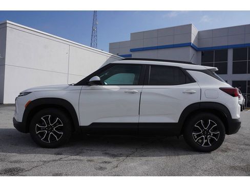 New 2025 Chevrolet Blazer LT w/ Driver Confidence Package image 18