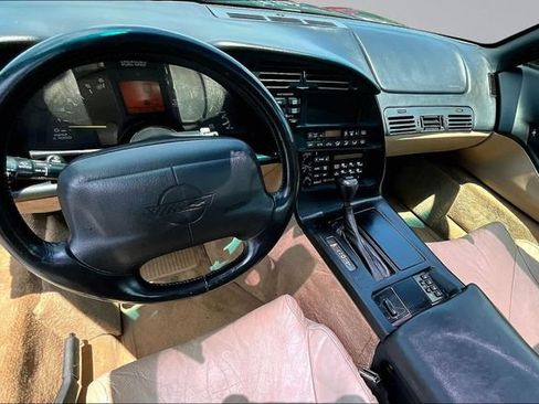 Used 1994 Chevrolet Corvette Coupe RWD image 7