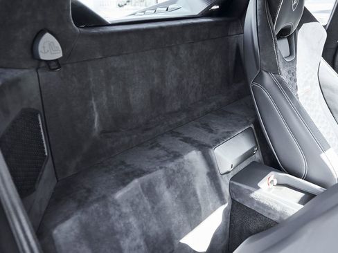 Used 2023 Lamborghini Huracan Tecnica image 47