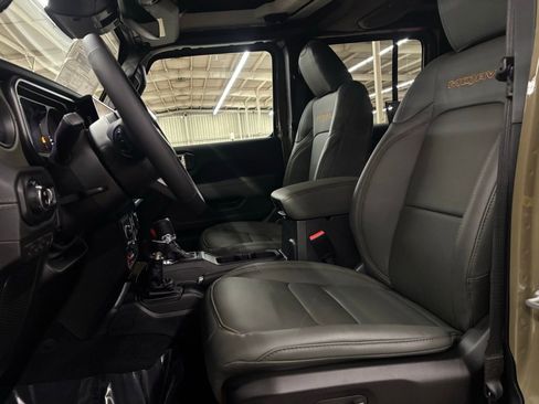 New 2026 Jeep Gladiator Mojave AWD/4WD image 11