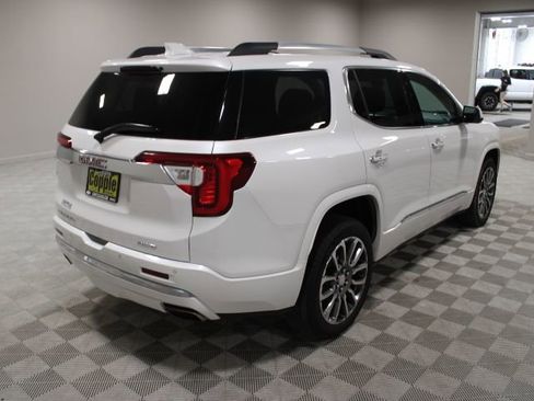 Used 2021 GMC Acadia Denali w/ Denali Technology Package AWD/4WD image 12