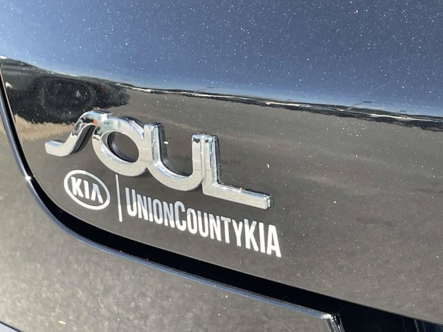 Used 2021 Kia Soul LX FWD image 8