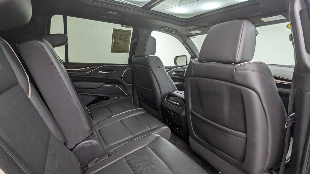 Used 2022 Cadillac Escalade ESV Premium Luxury AWD/4WD image 41