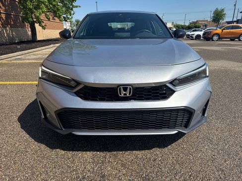 Used 2025 Honda Civic Sport Touring image 5