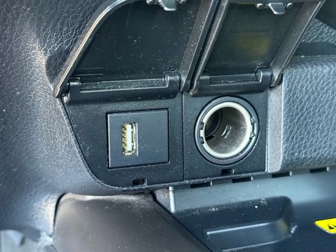 Used 2024 Toyota Camry XLE image 24