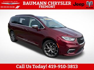 Used 2022 Chrysler Pacifica Limited AWD/4WD 360° Tour