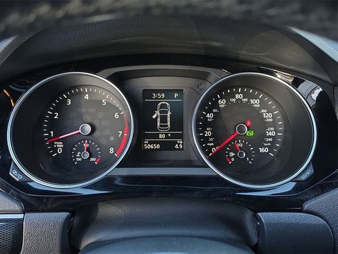 Used 2018 Volkswagen Jetta Sport image 11