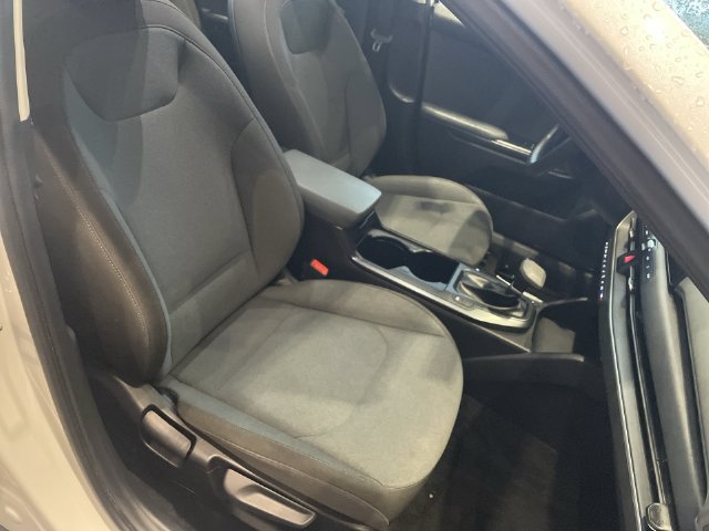 Used 2025 Kia K4 FWD image 40