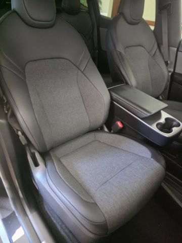 Used 2026 Tesla Model Y 2WD image 18