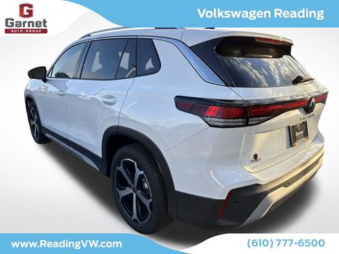 New 2026 Volkswagen Tiguan SE image 3