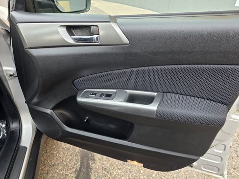 Used 2011 Subaru Forester 2.5X Premium w/ Rugged Pkg 1F image 15