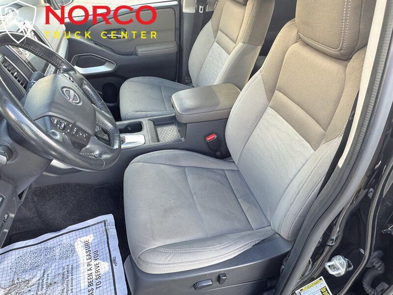 Used 2022 Nissan Frontier SV RWD image 18