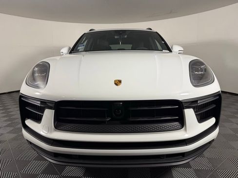 New 2025 Porsche Macan S image 10