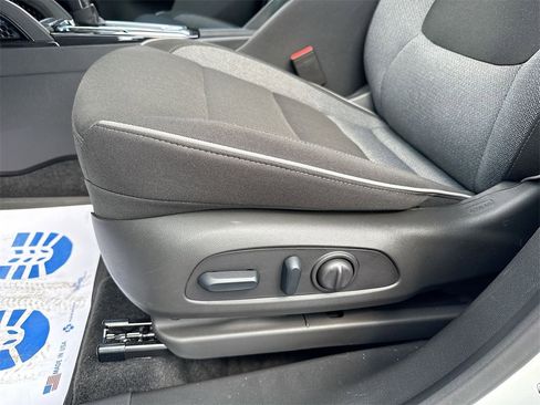 New 2025 Chevrolet TrailBlazer LT w/ Convenience Package image 12