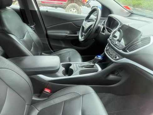 Used 2018 Chevrolet Volt LT w/ LT Driver Confidence Package image 5