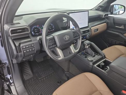 Used 2025 Toyota 4Runner Limited RWD image 19