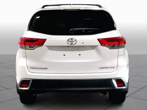 Used 2019 Toyota Highlander Limited image 8